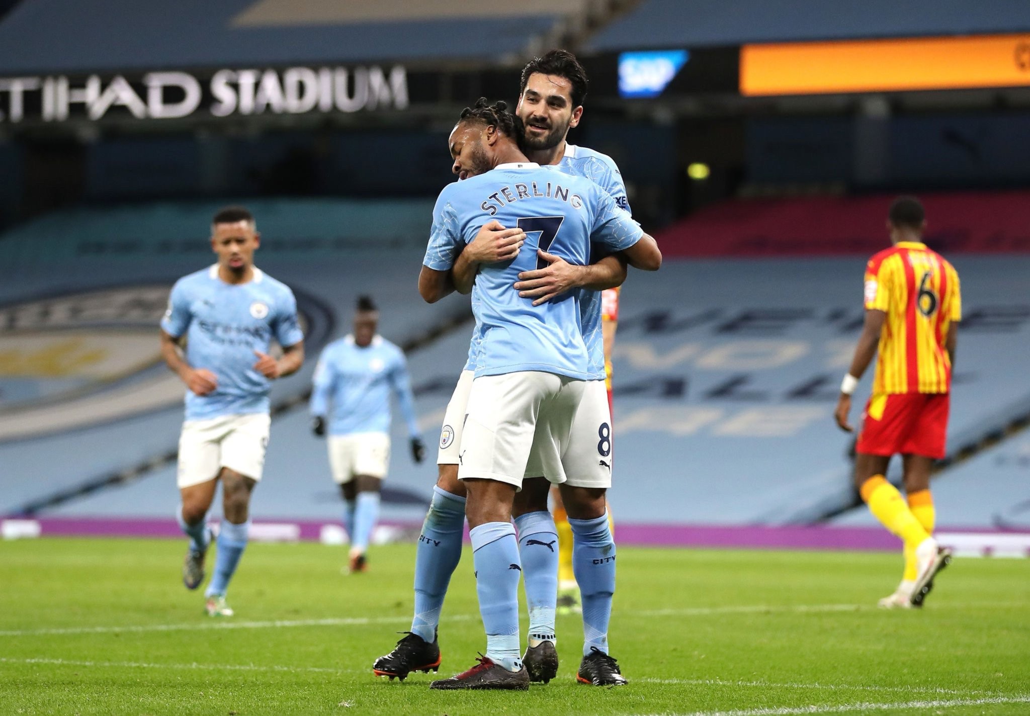 新总监在签 新总监在签